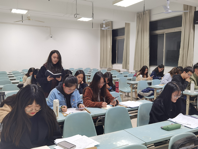 e022fa1e85f9475893a988d61c983940.png 图片2.png