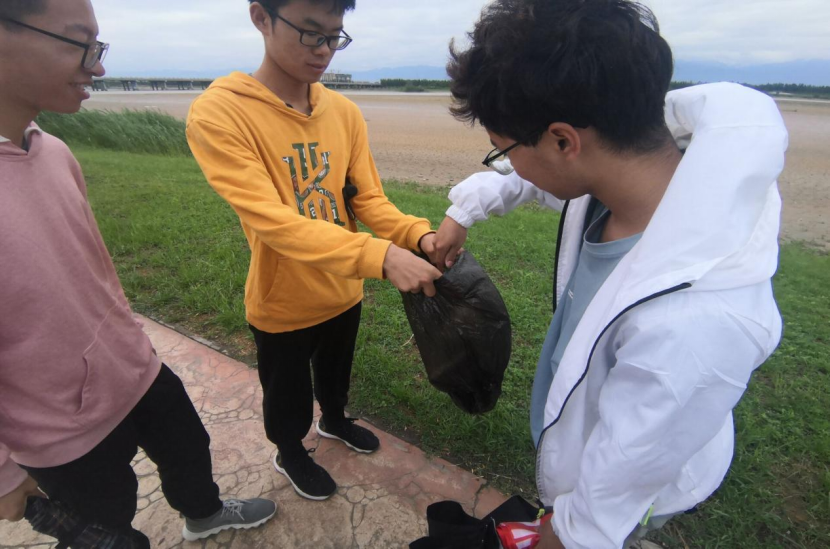 7735f4766c8148ab9a458212e9fa6653.png 7735f4766c8148ab9a458212e9fa6653.png