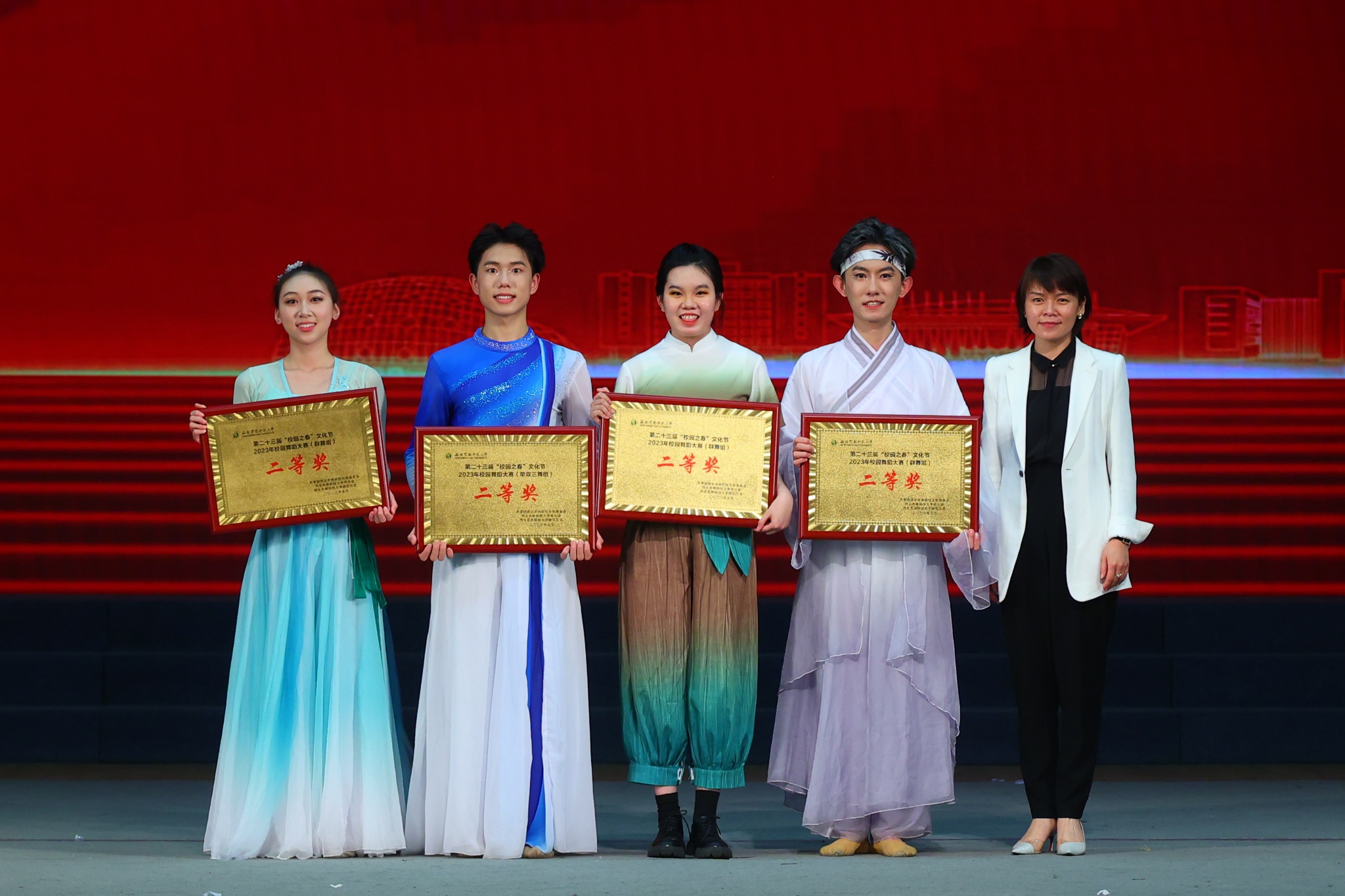 11b01271cd264933b6735b817859a7c5.jpg 11b01271cd264933b6735b817859a7c5.jpg